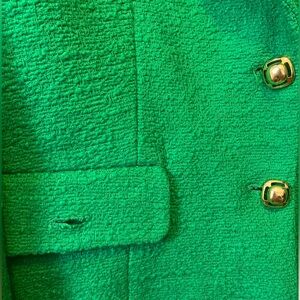 CROPPED GREEN ZARA BLAZER WITH GOLD BUTTONS